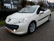 Peugeot 207 - CC 1.6 VTi 120pk Automaat Airco PDC 157.000km Stoelverwarmin