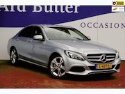 Mercedes-Benz C-klasse - 180 Business / ElekTrekhaak / Navi / Stoelverwarm. / PDC / B