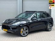 Porsche Cayenne - 4.8 Turbo 500pk 2010 Zwart PANO|VOL OPTIE