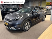 Kia Niro - 1.6 GDi PHEV DynamicLine / navigatie / carplay / stoel en st