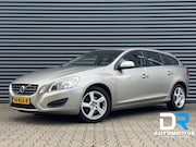 Volvo V60 - 1.6 T3 | TREKHAAK | CLIMATE | PDC | NAP | GOED ONDERHOUDEN