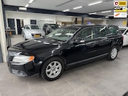 Volvo V70 - 2.4D Limited Edition automaat navigatie clima cruise control