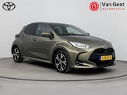Toyota Yaris - 1.5 Hybrid 115 First Edition | Navigatie | Adaptive Cruise |