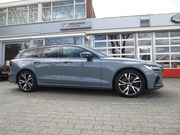 Volvo V60 - 2.0 T6 Recharge AWD R-Design
