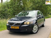 Volvo S40 - 2.4 | 5-Cilinder + Airco + Cruise Nu € 1.250,