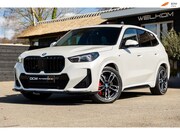 BMW iX1 - EDrive 20 M Sport Live Cockpit I Mineralweiss Metallic I Hea