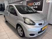 Toyota Aygo - 1.0-12V Cool | Carplay | Airco | |