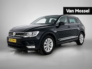 Volkswagen Tiguan - 1.4 TSI Connected Series | Climate control | Lichtmetalen ve