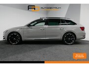 Skoda Superb - Combi 1.4 TSI iV Sportline Business / Panoramadak / Elektr.