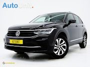 Volkswagen Tiguan - 1.4 TSI eHybrid Elegance | Panoramadak | HUD | 360 | Sfeerli