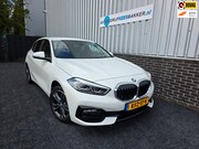 BMW 1-serie - 118i High Executive / Camera / stuur en stoel verw. / Carpla