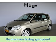 Renault Scénic - 2.0-16V Tech Line Automaat Trekhaak Airco Leder Lichtmetaal