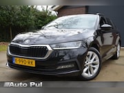 Skoda Octavia - 1.0 e-TSI Business Edition Automaat/Navi/Pdc/Ecc/Stuurverwar