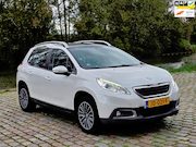 Peugeot 2008 - 1.2 PureTech Active Automaat panorama dak navigatie cruis co