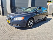 Volvo V70 - 1.6 T4 Limited Edition leder+ dak