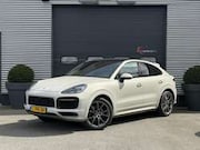Porsche Cayenne - Coupé 3.0 E-Hybrid | Sport Chrono | 360* Camera |