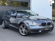 BMW 1-serie - 116i Upgrade Edition Automaat|Panodak|Leder|LM