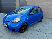 Toyota Aygo - 1.0-12V Comfort | 5 Drs |Metallic | Zwarte lm Vlg | winterse