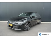 Volkswagen Golf - 1.5 eHybrid Style Edition | Panoramadak | Camera | Stoelverw
