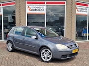 Volkswagen Golf - 1.6 FSI Optive - Automaat - Clima - Cruise