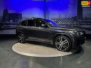 BMW X5 - XDrive40i High Executive *Pano*HarmanKardon*Memory*Luchtveri
