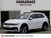 Volkswagen Tiguan - 2.0 TSI 4Motion Highline Business R | 3x R-line | Panoramada