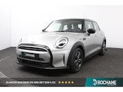 MINI Cooper - 1.5 Classic | Navigatie | Climate Control | PDC |