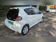 Toyota Aygo - 1.0-12V Comfort /Airco/ Nw APK/ Garantie
