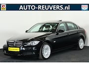 BMW 3-serie - 325xi xDrive Panorama / Opendak / Navigatie / Cruise / PDC /