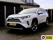 Toyota RAV4 - 2.5 Hybrid Business Intro