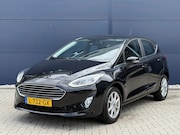 Ford Fiesta - 1.0 EcoBoost Titanium | Automaat | Parkeersensoren | Apple C