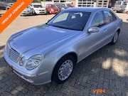 Mercedes-Benz E-klasse - 240 V6 Uniek NL Auto NAP weinig KM