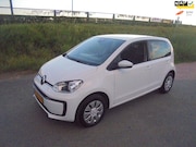 Volkswagen Up! - Volkswagen Up 1.0 benzine 5 deurs airco 65.000km eerste eige