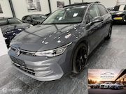 Volkswagen e-Golf - 1.5 TSI PANORAMA FACELIFT EDITION