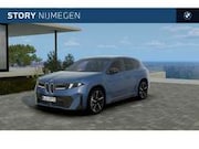 BMW iX3 - 40 eDrive M Sport / Trekhaak / Panoramadak / 3D He