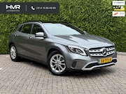 Mercedes-Benz GLA-Klasse - 180 | Business Solution + Ltd | Pano | Stoelverwarming | Cam