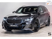 BMW 5-serie - Touring 520i|M-sport|Pano|H&K|Fis €68.000|1e eig