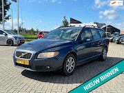 Volvo V70 - 2.4D 5-Cil. 163pk Automaat 1e eig. Leder Navi Trekhaak 1800k