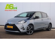 Toyota Yaris - 1.5 Hybrid Bi-Tone Plus 101PK Automaat Panoramadak Navigatie