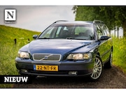 Volvo V70 - 2.5 T |Trekhaak |Leder |LM Velgen |210pk
