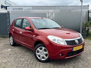 Dacia Sandero - 1.6 Lauréate - NWE APK - Airco - Sensoren