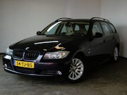BMW 3-serie - Touring 320i High Executive NWE APK