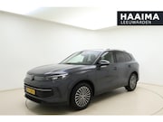 Volkswagen Tiguan - 1.5 eTSI Automaat | Trekhaak | Navigatie | Stoel & Stuurverw