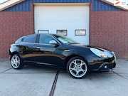 Alfa Romeo Giulietta - 1.4 T Distinctive Cruise control Climate control Multimedia
