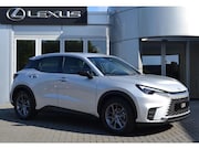 Lexus LBX - 2WD STOELVERW STUURVERW PARK-SENSOR BLIND-SPOT CARPLAY LENDE