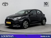Toyota Yaris - 1.5 Hybrid Active | Dealer onderhouden | Slechts 3265KM! | 1
