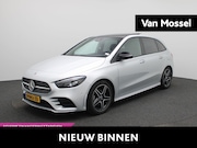 Mercedes-Benz B-klasse - 180 AMG Line | Automaat | Schuifdak | Sfeerverlichting | Sto
