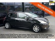 Peugeot 208 - 1.2 PureTech Style, Clima, CC, Navi, PDC, Bluetooth, Trekhaa