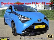 Toyota Aygo - 1.0 VVT-i x-Play Lim! 1e Eig! Camera! Carplay! Zondag OPEN!