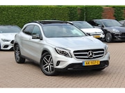 Mercedes-Benz GLA-Klasse - 180 Ambition / Panoramadak / Half leder / Navigatie / Urbanp